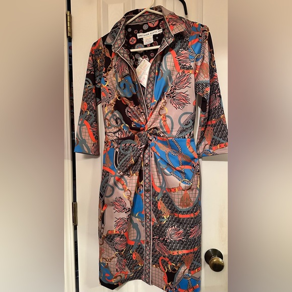 Gretchen Scott Designs Dresses & Skirts - NWT Gretchen Scott Twist and Shout Patterned Knee Length Dress
Size S